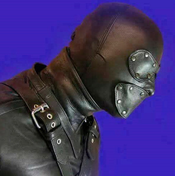 Máscara de cuero para privación sensorial BDSM modelo LMMX